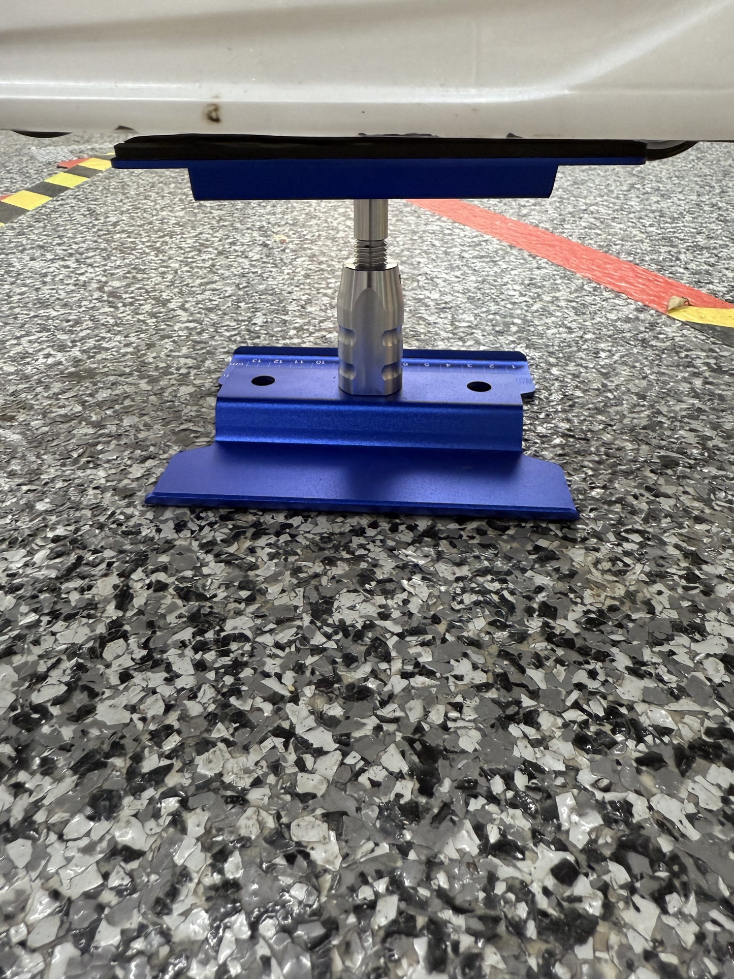 RC Car Work Station - 360° Rotating Stand with Screw Tray